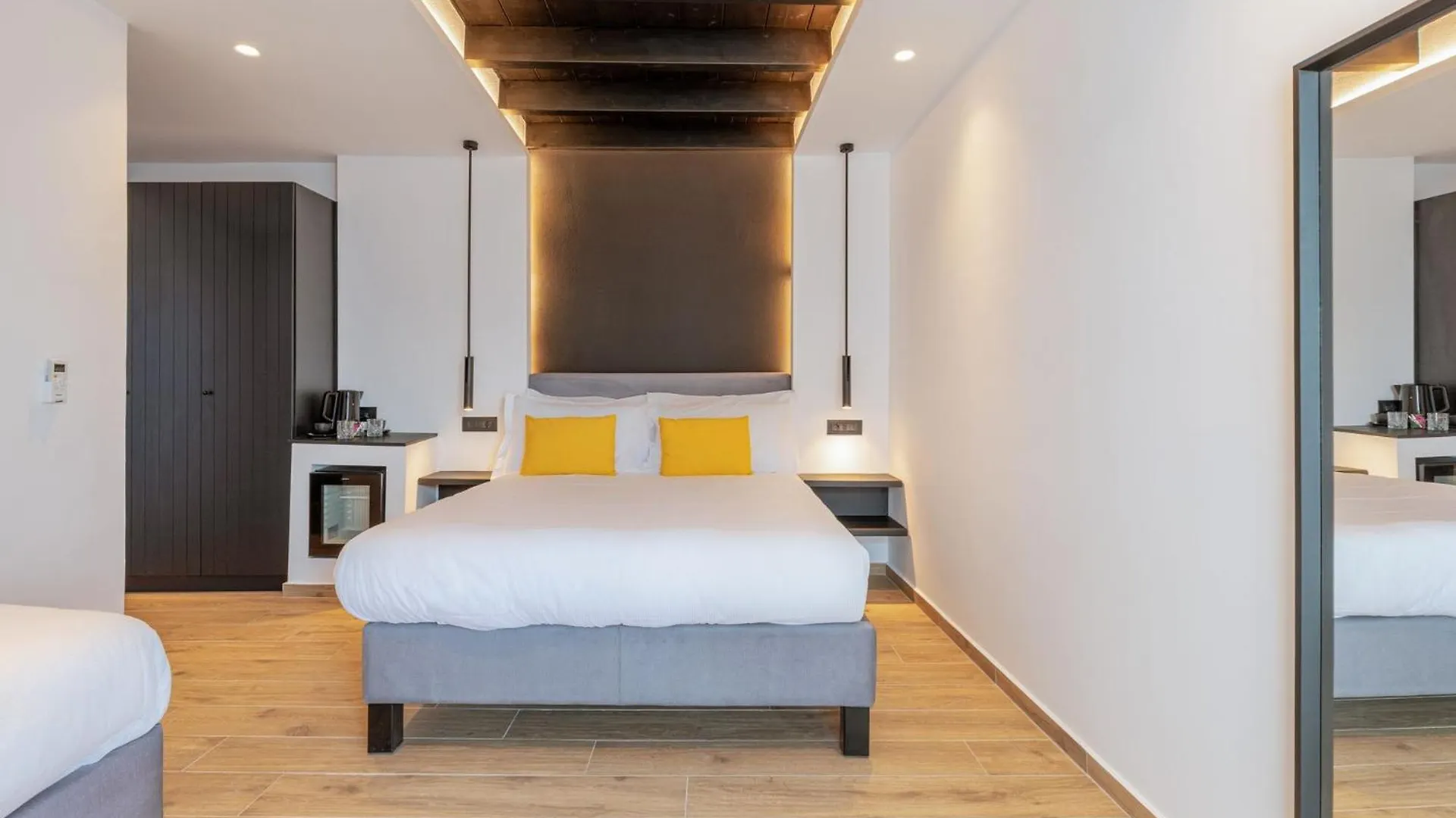 Hotel Laguna Suites In Mazera Mykonos Mykonos Town