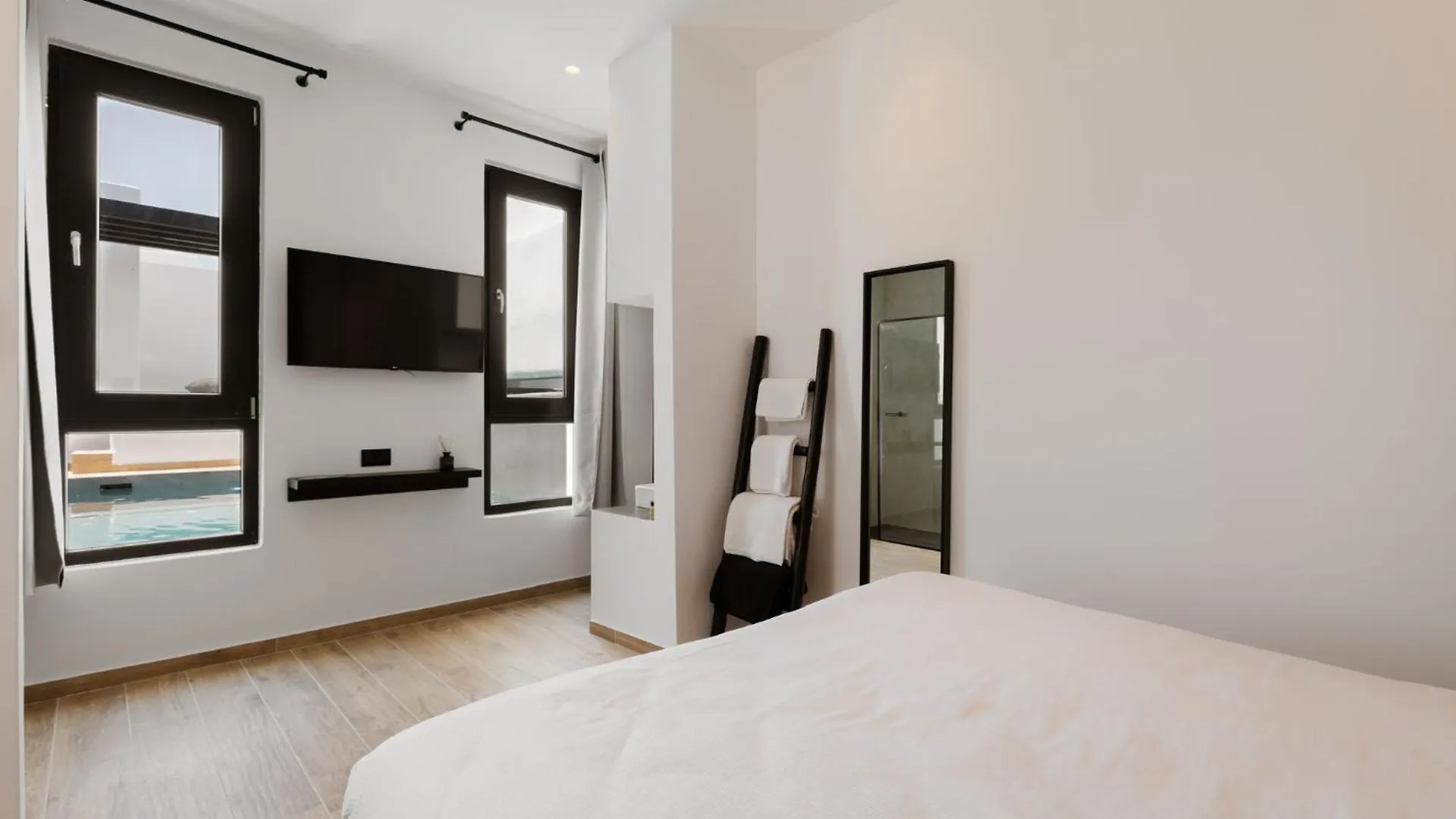 Hotel Laguna Suites In Mazera Mykonos Mykonos Town