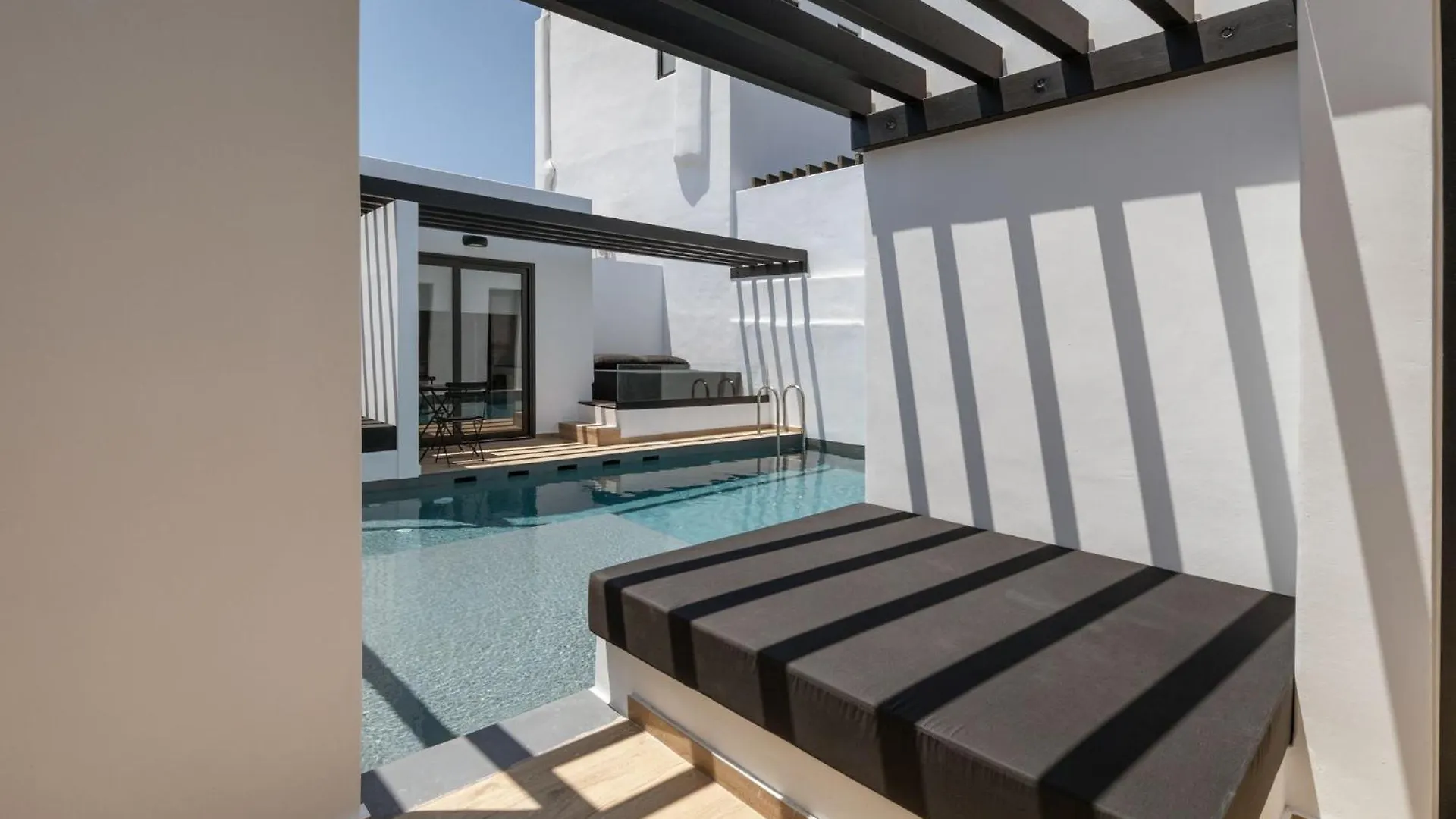 Laguna Suites In Mazera Mykonos Mykonos Town Řecko